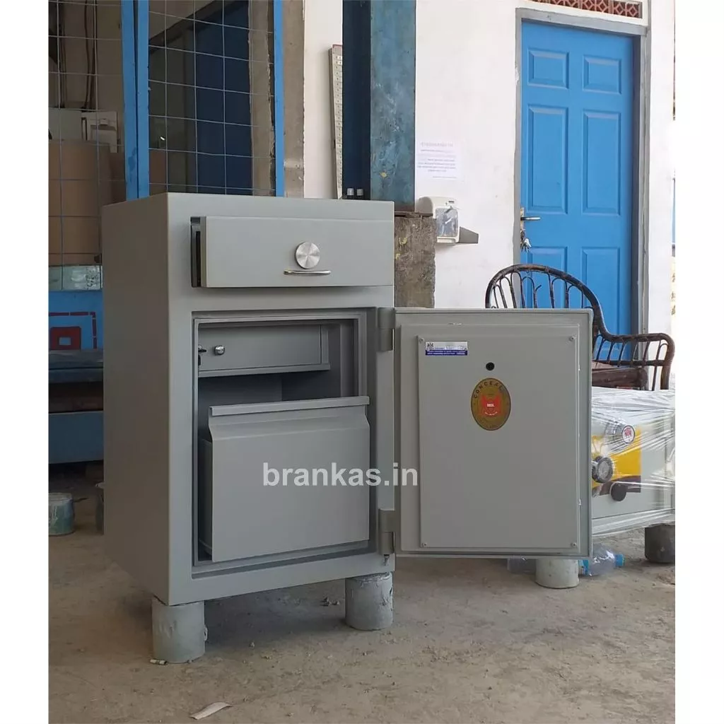 Brankas Conceal Cash Droop Size II Type Premium